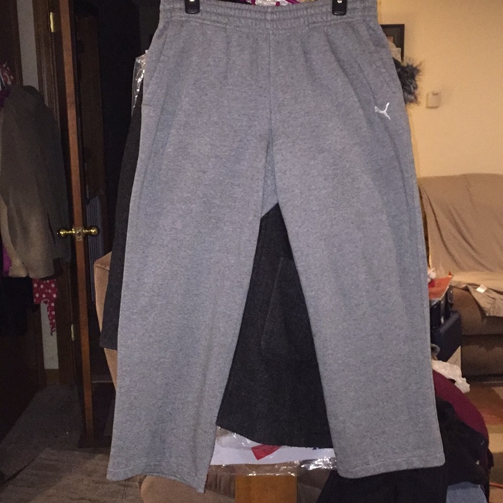 Puma lifestyle Sweatpants.